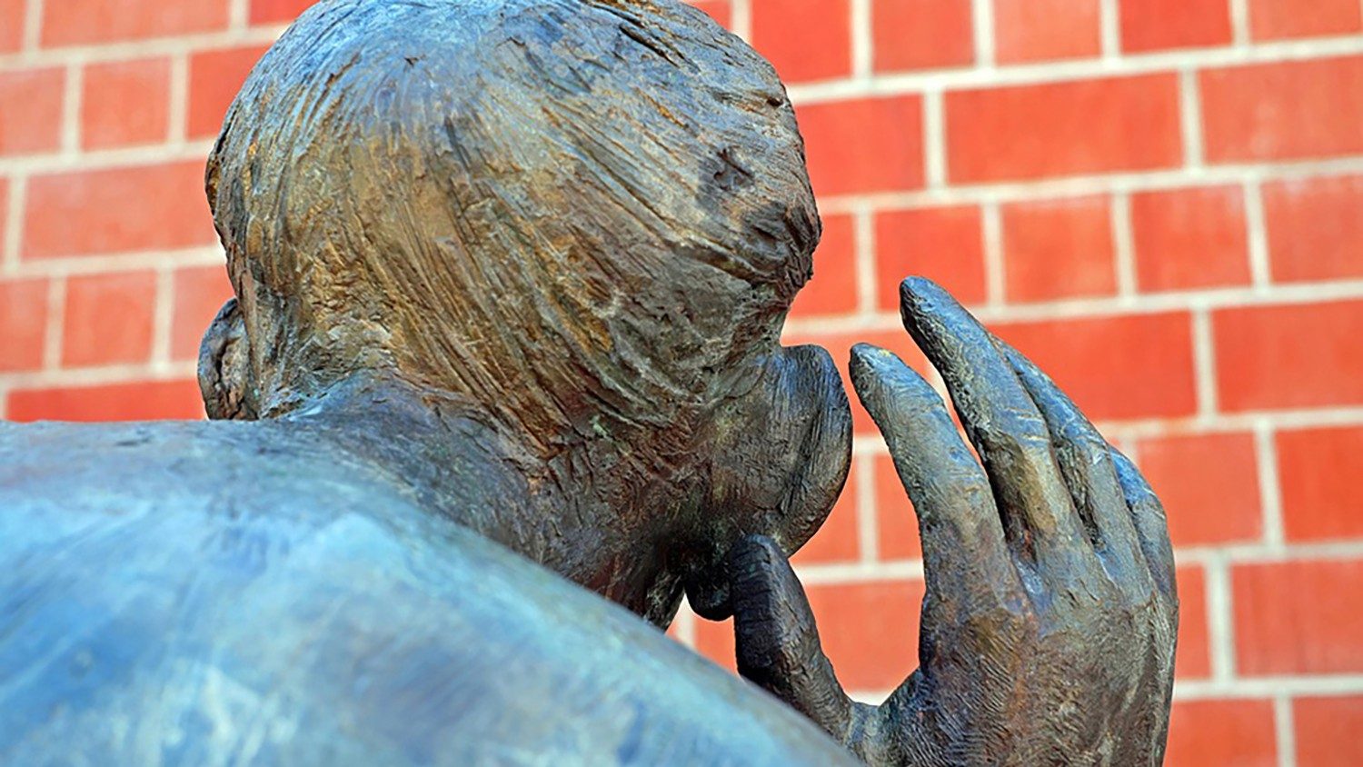 ascoltare orecchio cuore